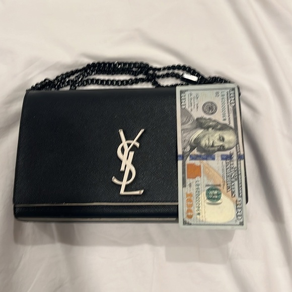 Authentic ysl bag ! Great condition ! - Picture 4 of 7